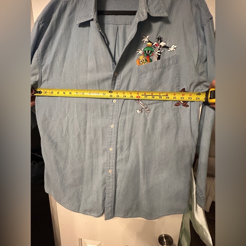 Vintage 90’s Looney Tunes Warner Bros Studio Store Denim Jean Shirt XL - Picture 5 of 7